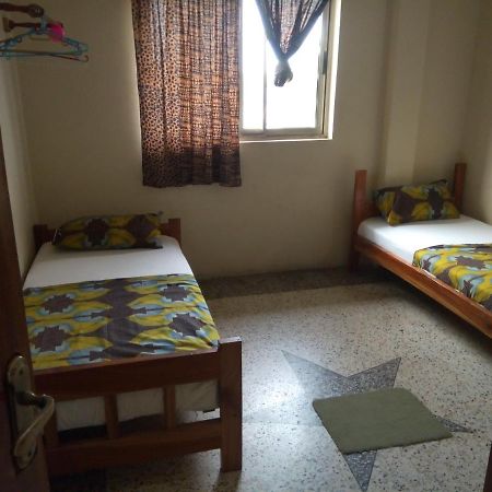 The Sleepy Hippo Hotel Accra Luaran gambar