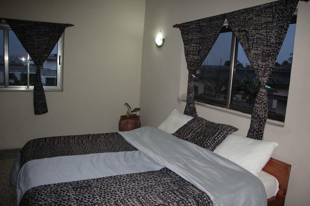 The Sleepy Hippo Hotel Accra Luaran gambar