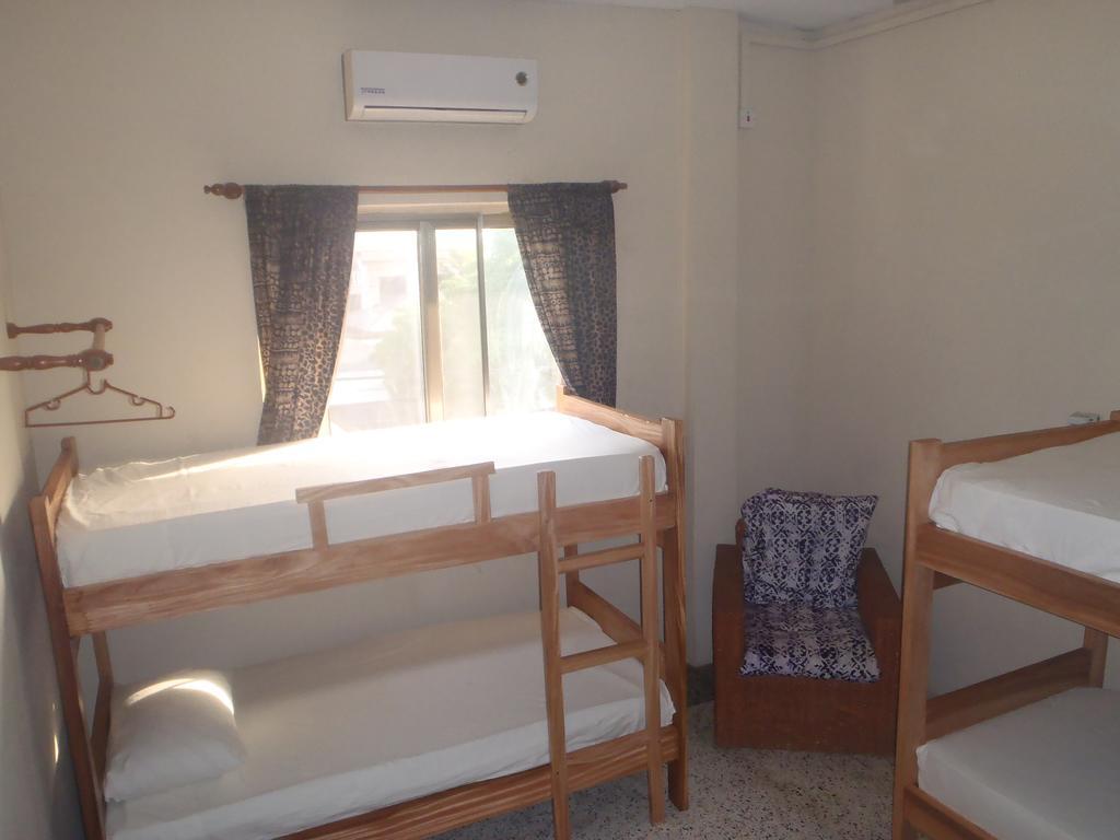The Sleepy Hippo Hotel Accra Luaran gambar