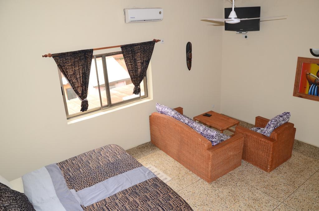 The Sleepy Hippo Hotel Accra Bilik gambar